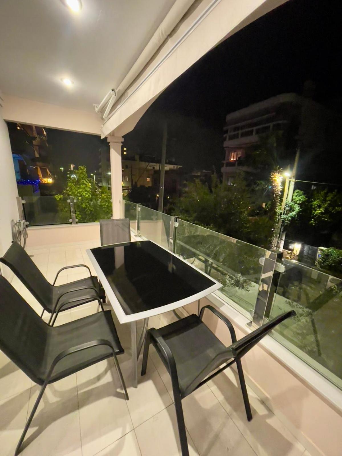 Alimos Luxury Prestige Lejlighed Athen Eksteriør billede